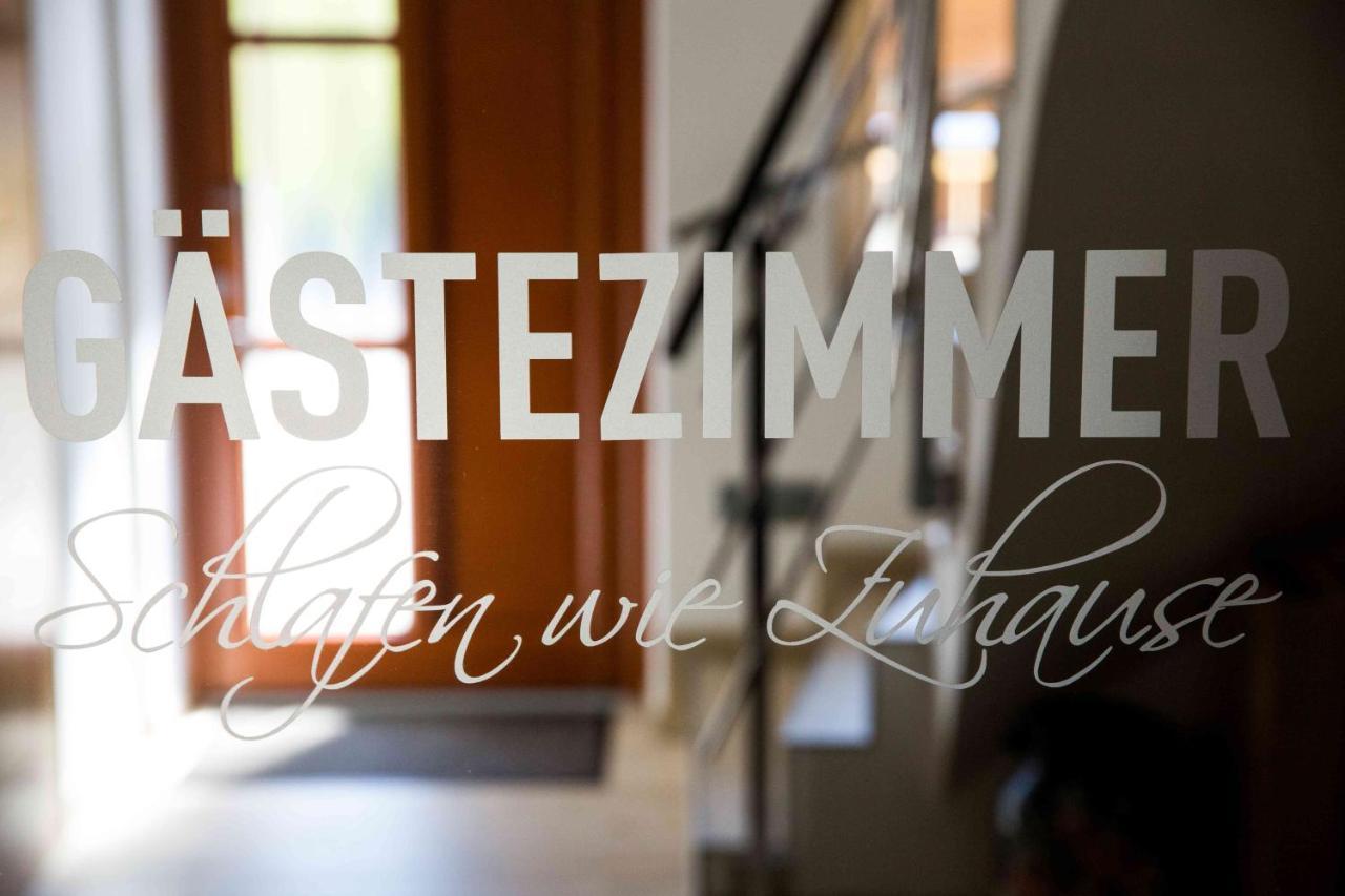 Weingut-Gaestezimmer Uhl Ratsch an der Weinstraße Екстериор снимка
