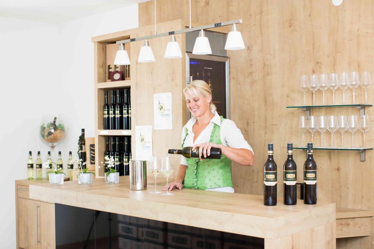 Weingut-Gaestezimmer Uhl Ratsch an der Weinstraße Екстериор снимка